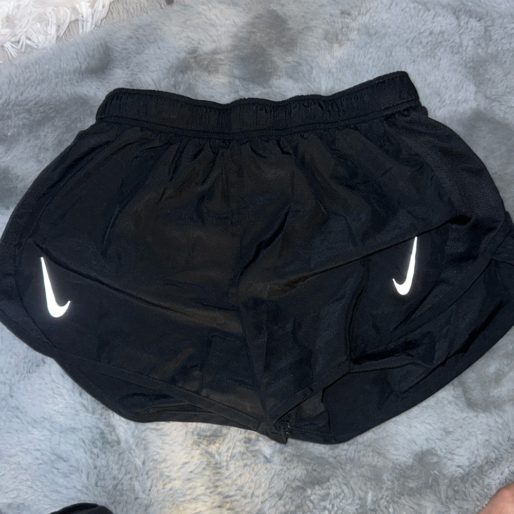 Nike black active wear shorts!!